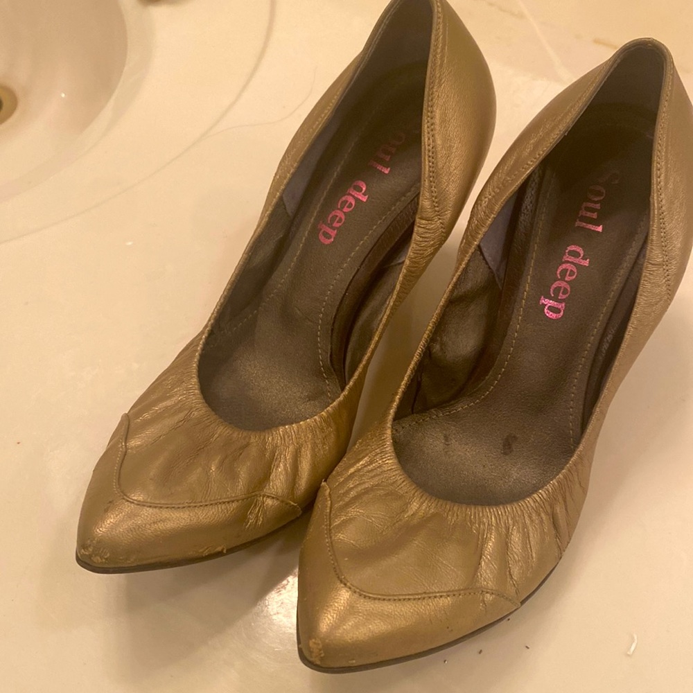 Gold women heel